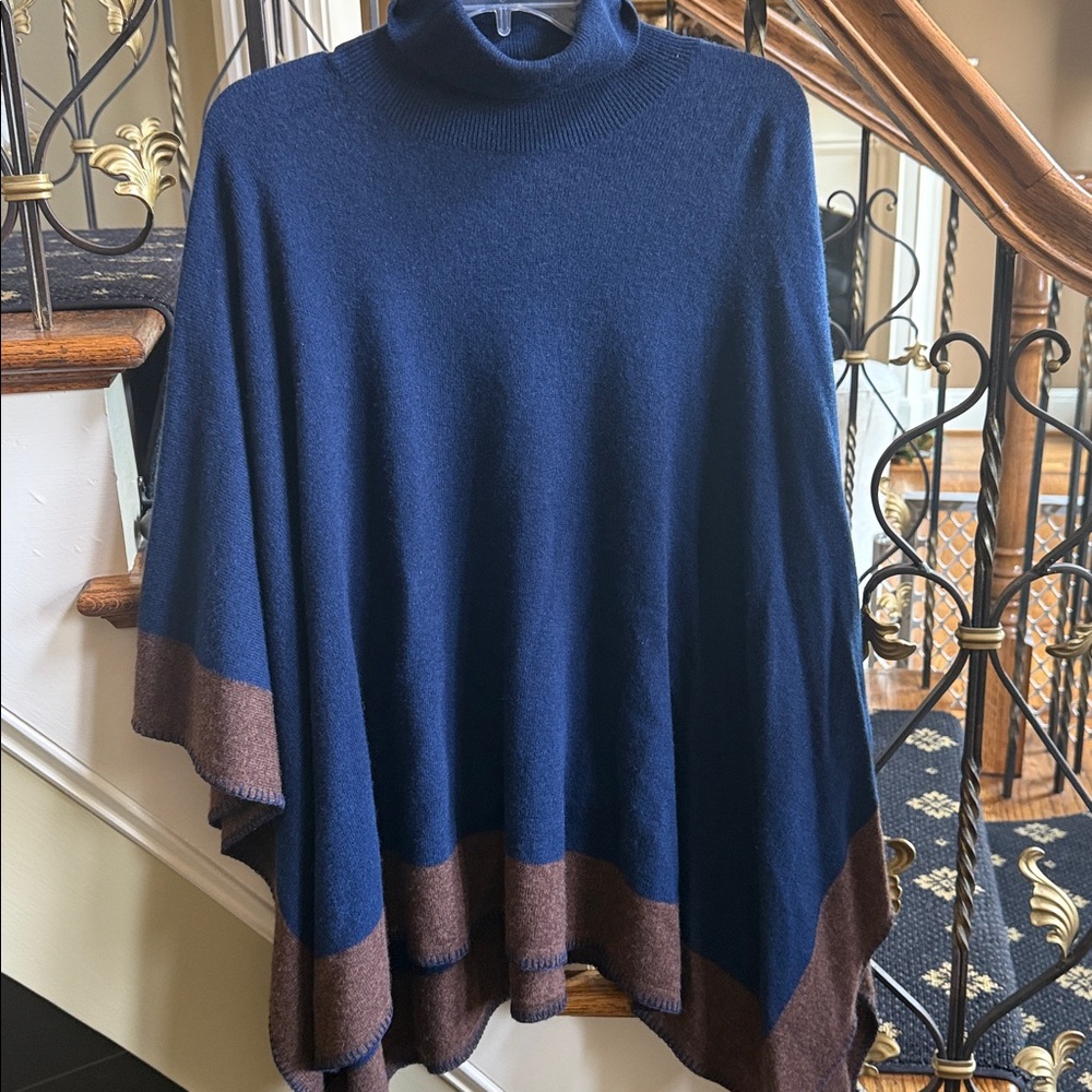 J.McLaughlin 100% Cashmere Poncho. Beautiful baby/ brown. Turtleneck. OS EUC - Picture 2 of 13